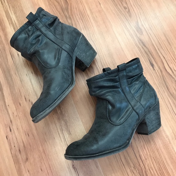 rocket dog slouch boots